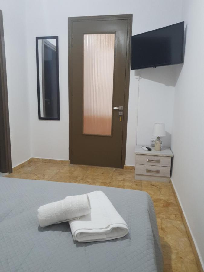 Callisto Room 1 Эрмуполис Номер фото